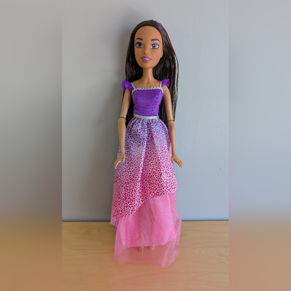 Barbie | Dreamtopia Endless Hair Kingdom Brunette / Purple 17" Doll